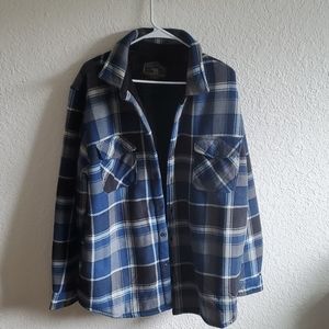 Men's thick flannel XL long sleeved